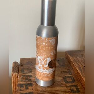 Scentsy Caramel Apple Craze room spray 2.7 fl oz